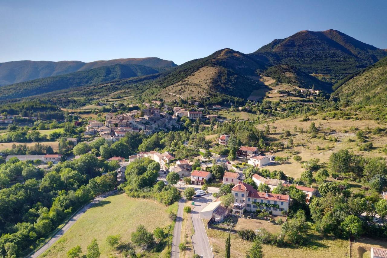 Atypique Detour Bed and Breakfast Rosans Εξωτερικό φωτογραφία