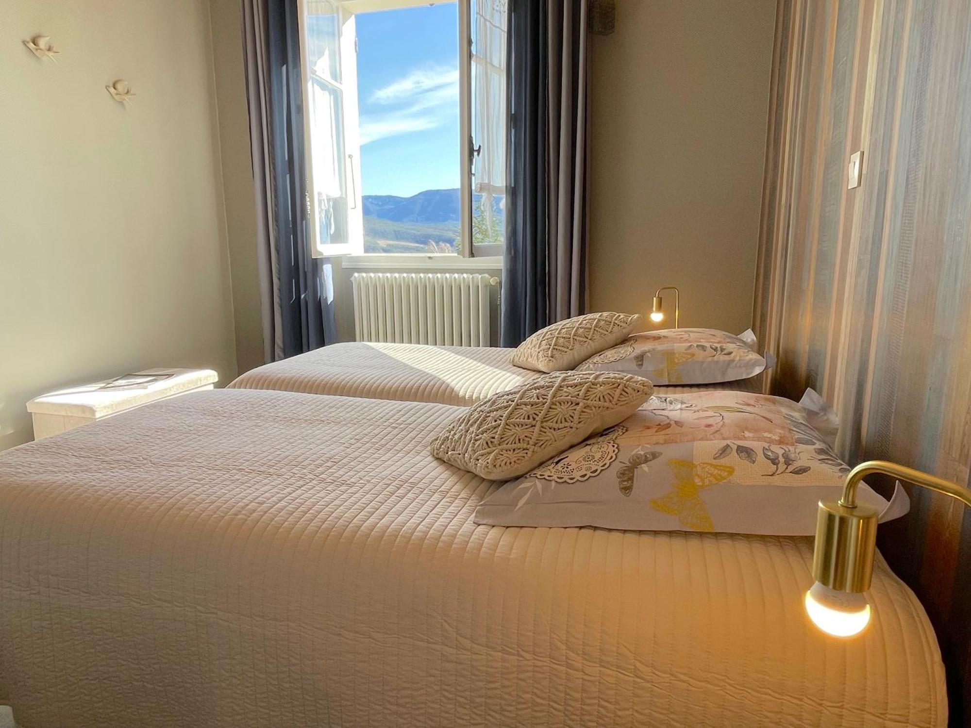 Atypique Detour Bed and Breakfast Rosans Εξωτερικό φωτογραφία