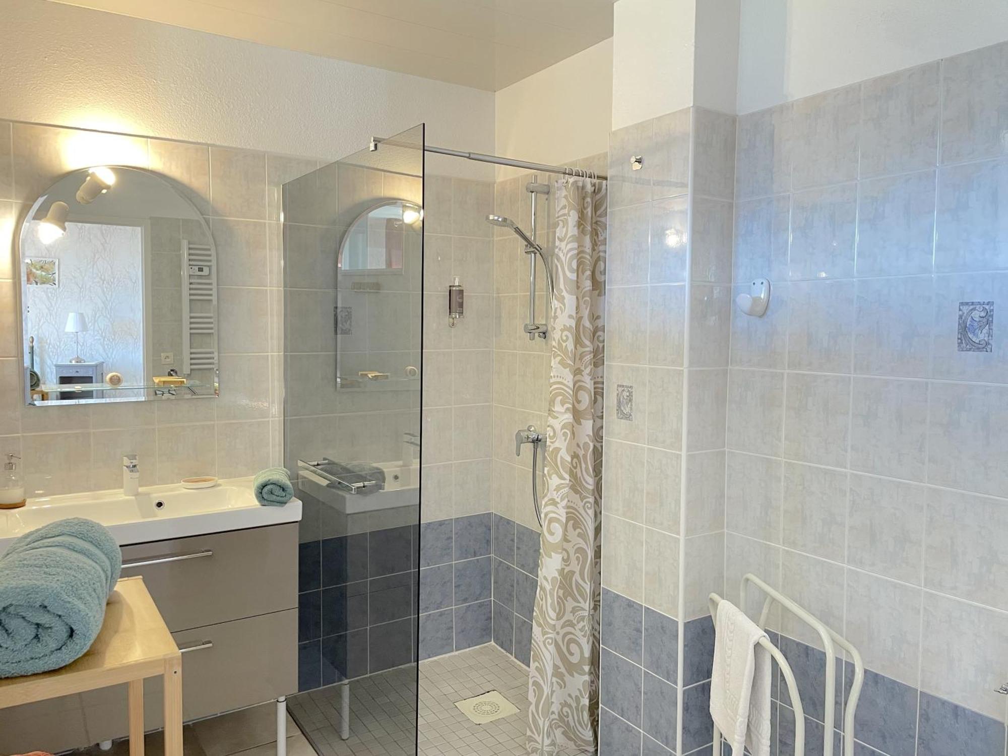 Atypique Detour Bed and Breakfast Rosans Εξωτερικό φωτογραφία