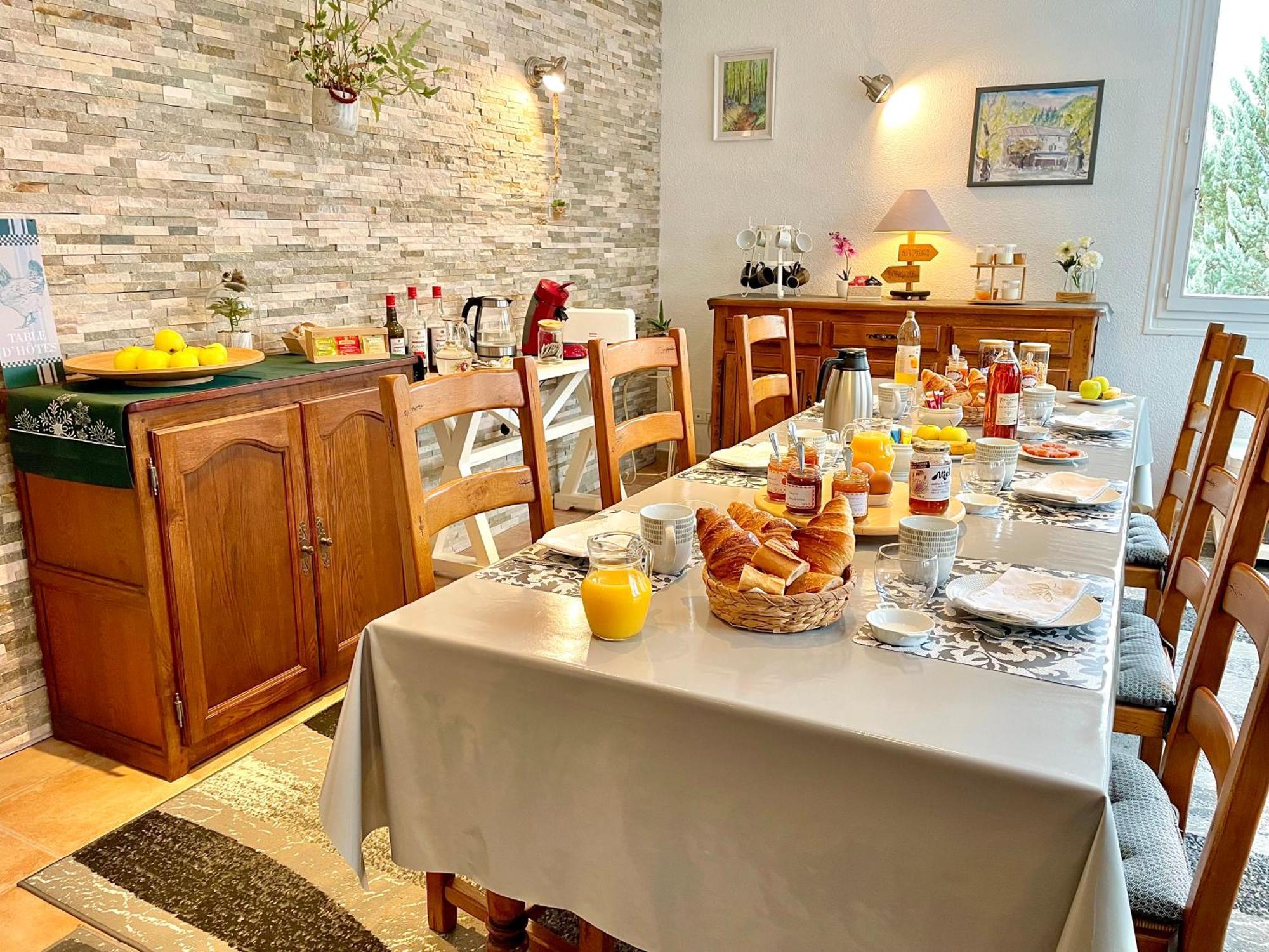 Atypique Detour Bed and Breakfast Rosans Εξωτερικό φωτογραφία
