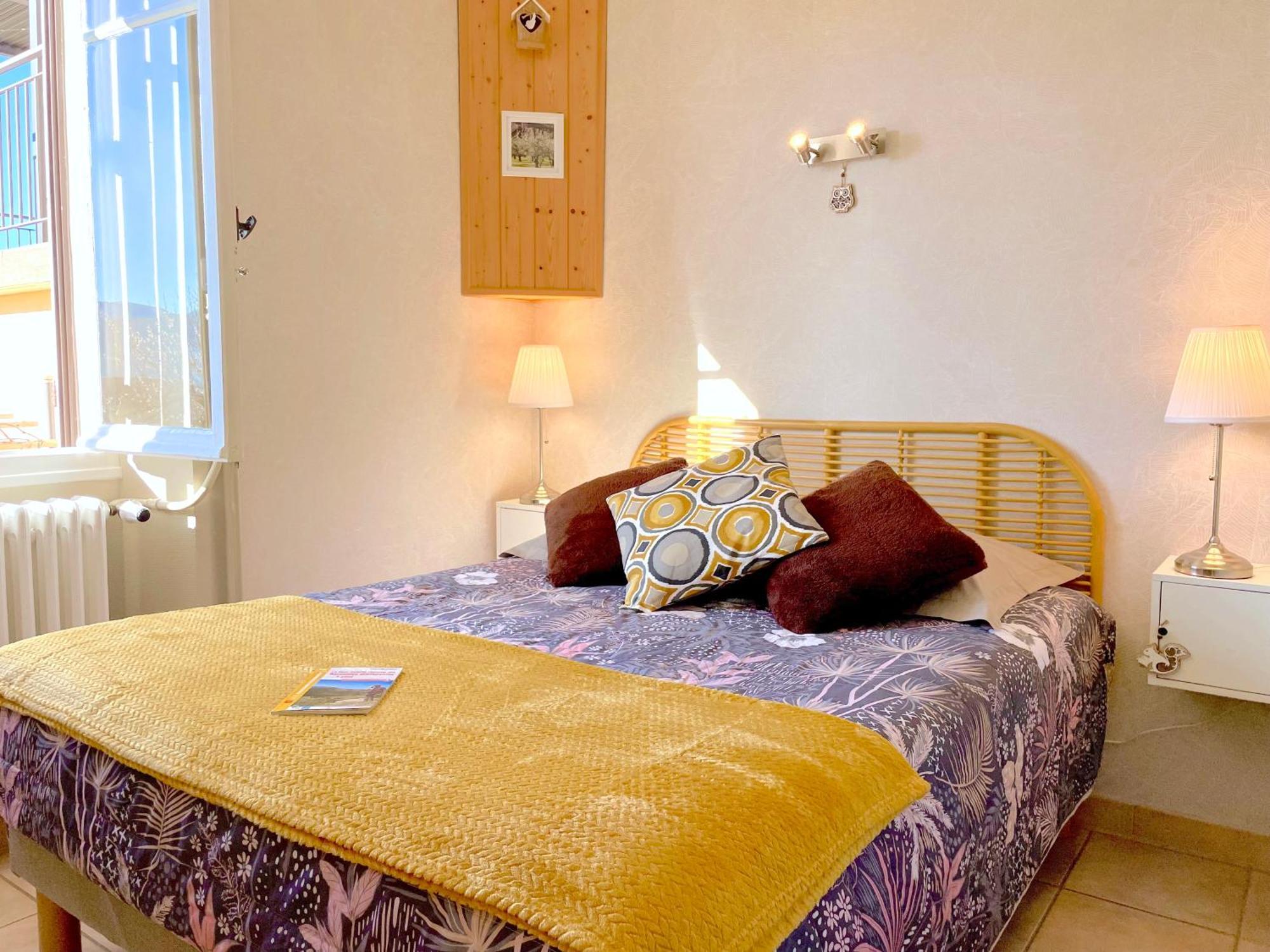 Atypique Detour Bed and Breakfast Rosans Εξωτερικό φωτογραφία